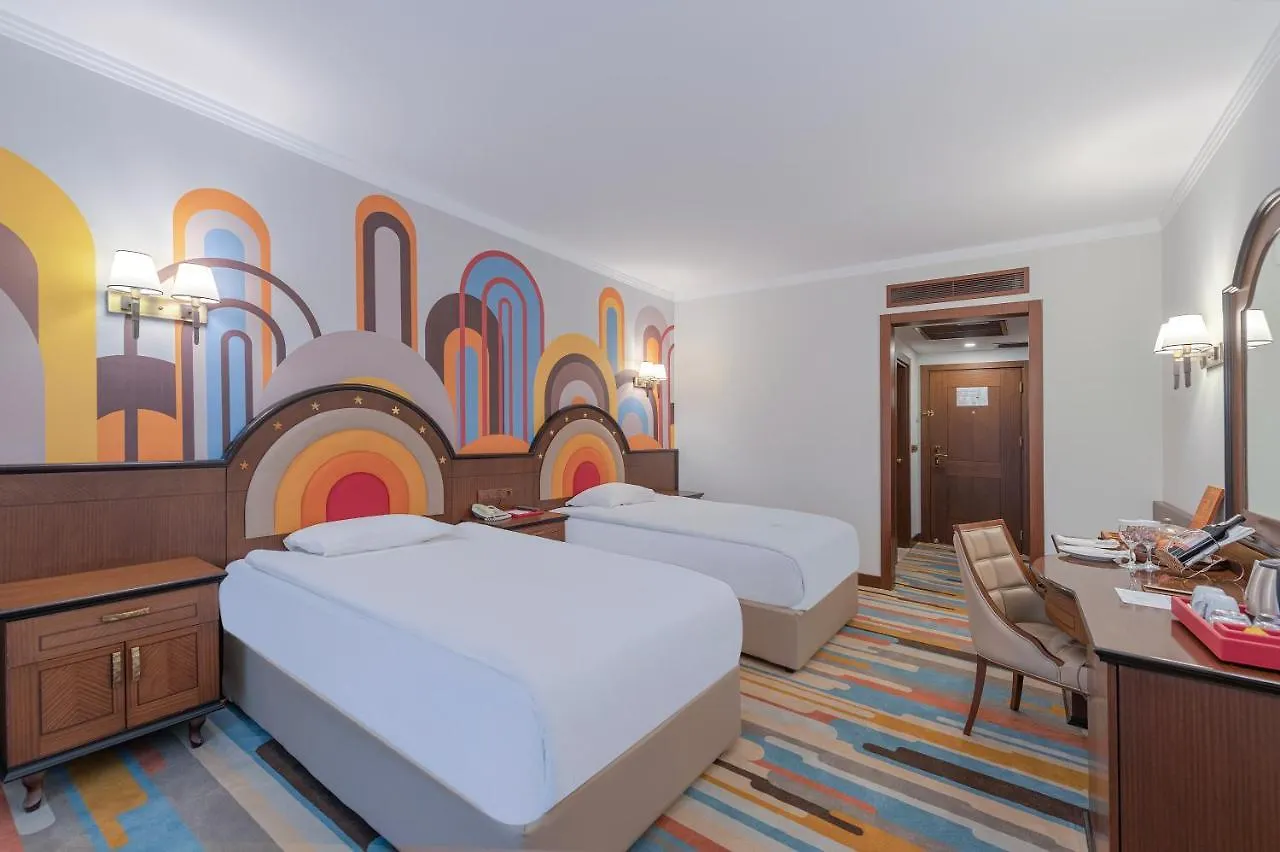 Megasaray Westbeach Antália Turquia