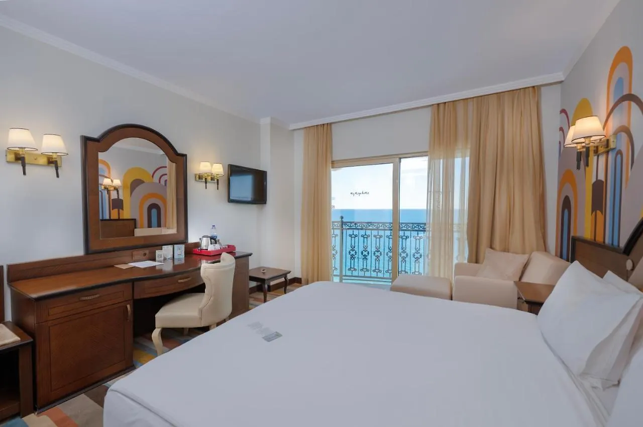 Megasaray Westbeach Antália Hotel