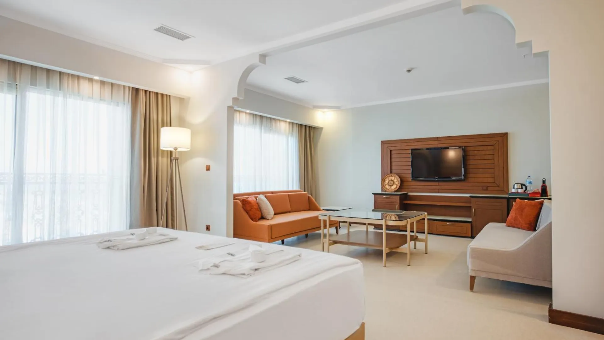 Megasaray Westbeach Antália 5*,  Turquia