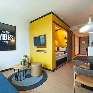Cityden Zuidas Aparthotel