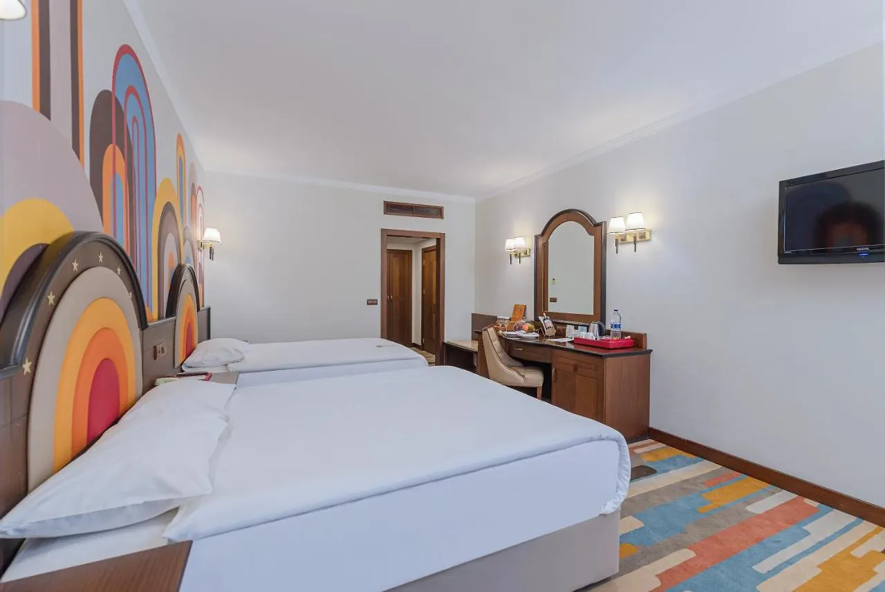 Megasaray Westbeach Antalya